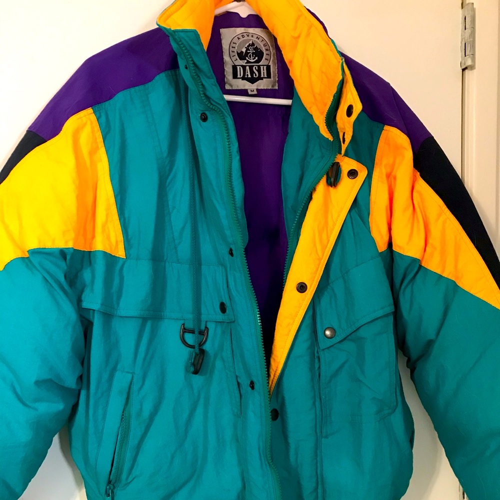 Vintage Dash snow jacket. Beautiful & vibrant!